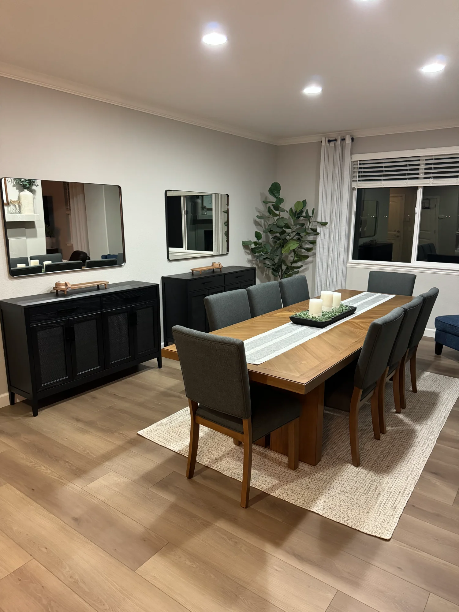 Modern Dining Room
